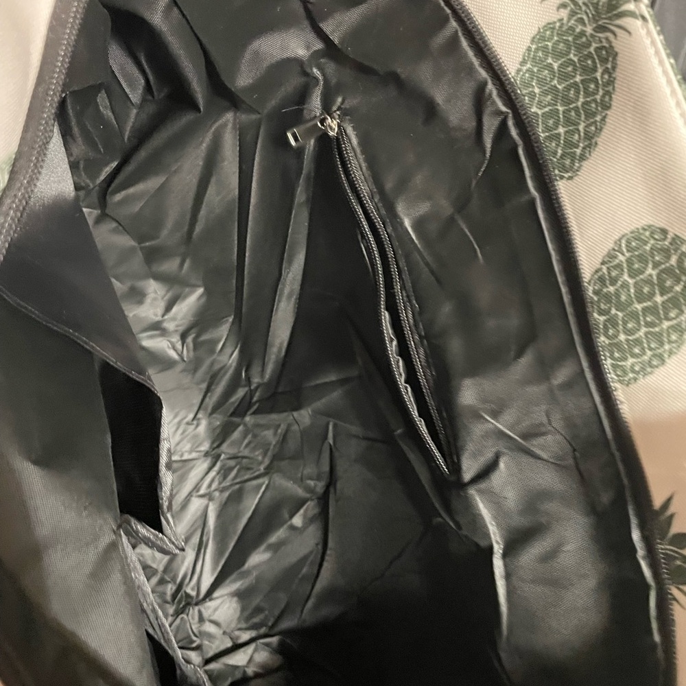Adorable Pineapple Beach Bag -Euc - image 8